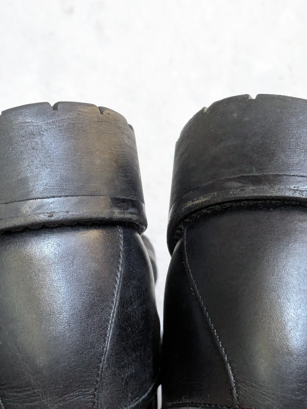 Gucci Black Leather Horsebit Loafers with Gold Hardware